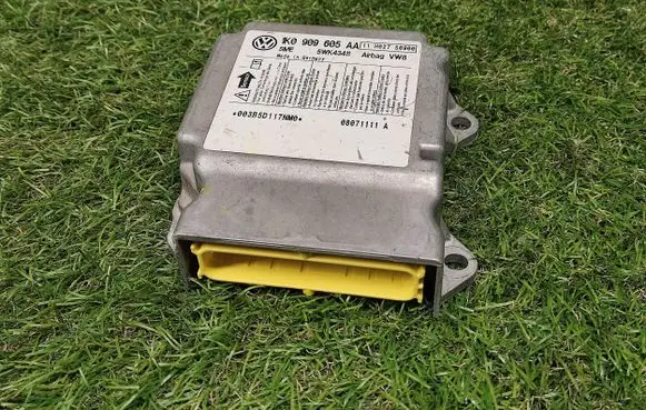 Skoda Octavia Mk2 (1Z) Airbag control unit/module 1K0909605AA 5WK43411