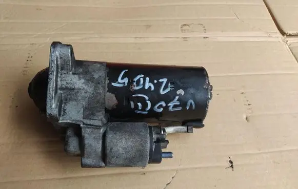 Volvo V60 Starter motor 30724473