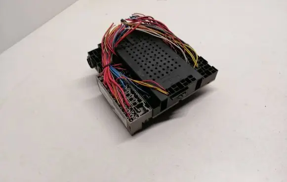 Volvo S80 Fuse module 9162438
