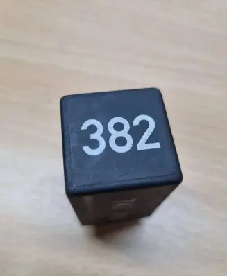 Audi A3 S3 8L Other relay 4D0907131 D11301