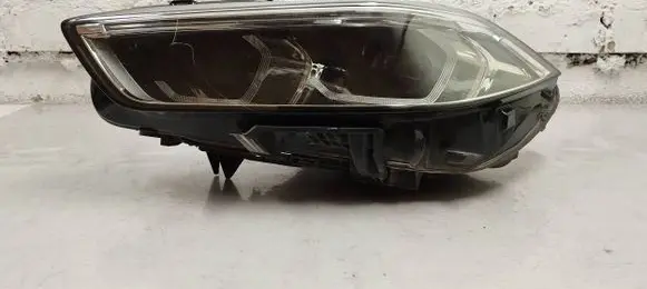 BMW 1 F40 Headlight/headlamp 9482809