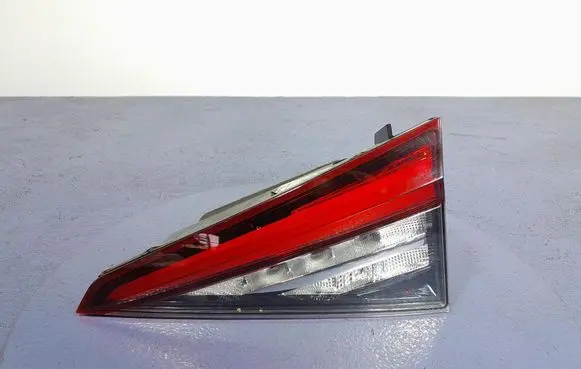 Skoda Kodiaq Rear/tail lights 565945308B