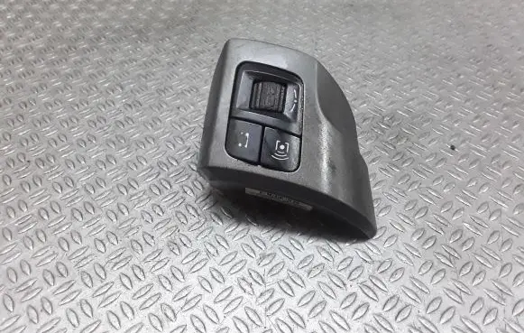 Opel Signum Steering wheel buttons/switches 13208858