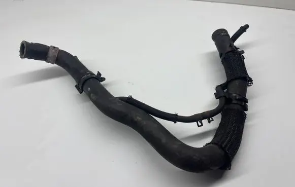 Lexus IS 220D-250-350 Engine coolant pipe/hose
