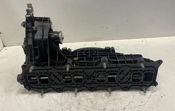 Mercedes-Benz Sprinter W906 Intake manifold A6510900037