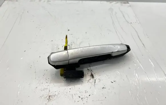 Toyota RAV 4 (XA30) Rear door exterior handle 