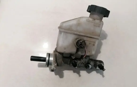KIA Ceed Master brake cylinder