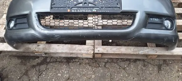 Toyota Corolla Verso AR10 Front bumper