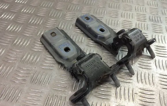 BMW X1 F48 F49 Tailgate/trunk/boot hinge 7350832 7350831