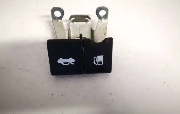 Nissan Qashqai Engine bonnet (hood) release handle