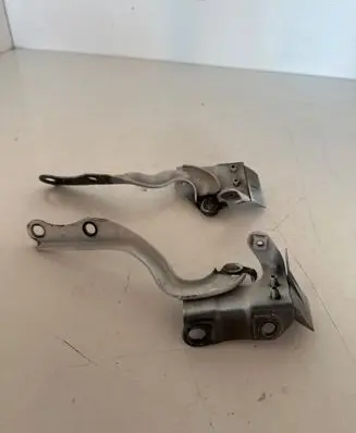 Toyota bZ4X Engine bonnet/hood hinges 32DR