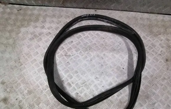 Ford Grand Tourneo Connect Rear door rubber seal (on body) 