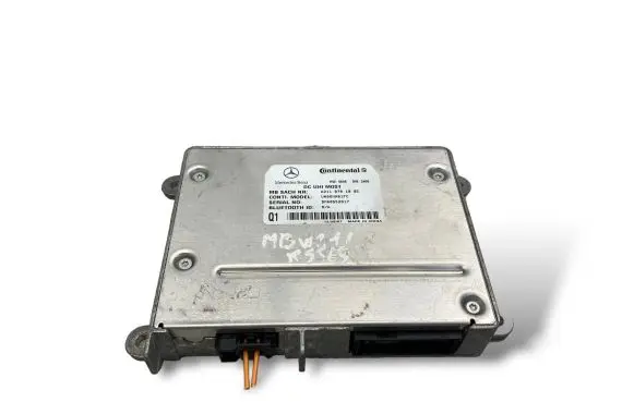 Mercedes-Benz E W211 Bluetooth control unit module A2118701885