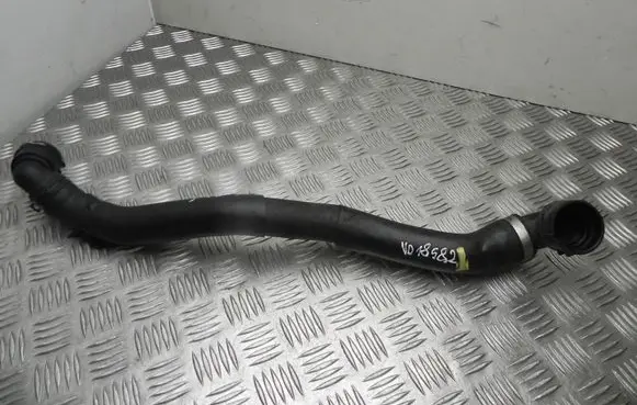Audi Q3 8U Engine coolant pipe/hose 5N0122101Q VD18582