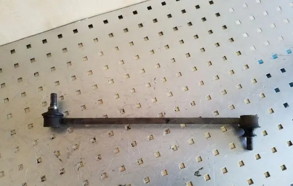 Front anti-roll bar/stabilizer link