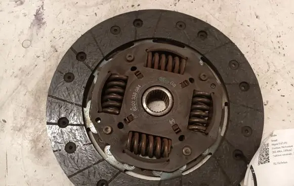 Renault Megane II Clutch pressure plate 8200335084