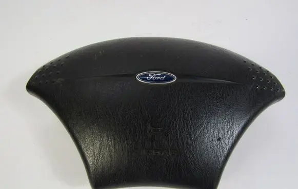 Ford Focus Steering wheel airbag 