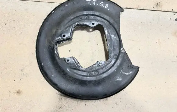 Volvo XC70 Rear brake disc plate dust cover 