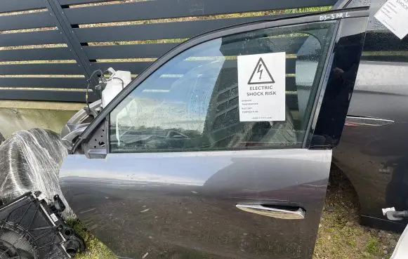 Citroen DS3 Front door EFE