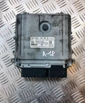 Mercedes-Benz R W251 Engine control unit/module A6421506891 0281013386