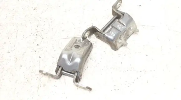 Nissan Qashqai Rear door hinge set 