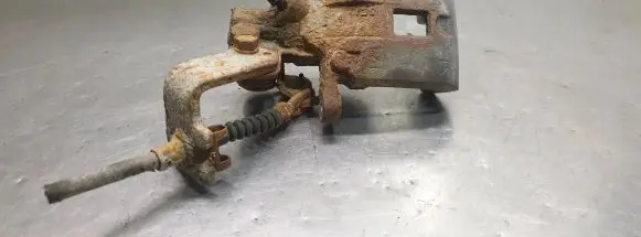 Mazda CX-3 Rear brake caliper