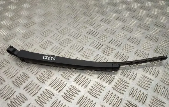 Volkswagen T-Roc Rear wiper blade arm