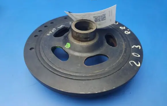 Mercedes-Benz C W203 Crankshaft pulley A6110300203