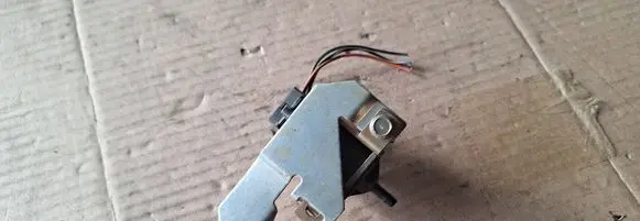 Audi A4 S4 B6 8E 8H Secondary air pump 5690130f00