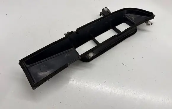 Tesla Model 3 Air intake duct part 109085700C