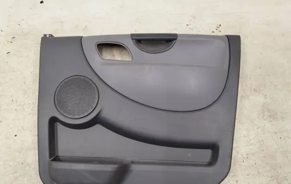 Citroen Jumpy Front door card panel trim