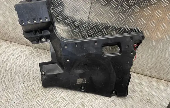 Toyota Camry VIII XV70 Engine splash shield/under tray 5839933080