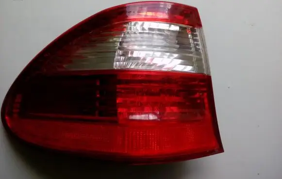 Mercedes-Benz E W211 Rear/tail lights A2118201564