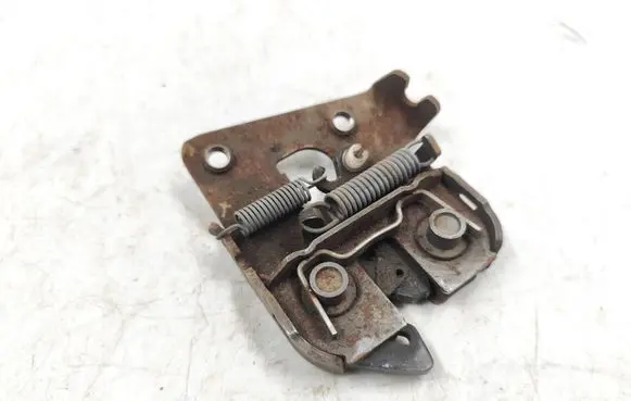 BMW 5 E60 E61 Seat back rest lock catch 7112863 5220 7119459