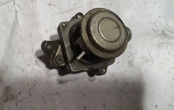 Mercedes-Benz ML W164 EGR valve A0021407460 A2721420115