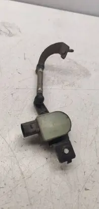 Headlight/headlamp level sensor