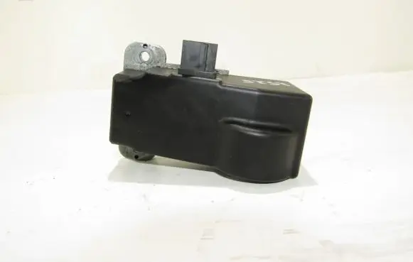 Volkswagen PASSAT B7 Steering wheel lock 3C0905861J