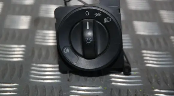 Mercedes-Benz Sprinter W906 Light switch A9065450104 9065450104