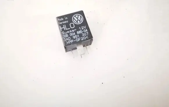 Volkswagen Golf III Other relay 3a0951307 3sb004885-04
