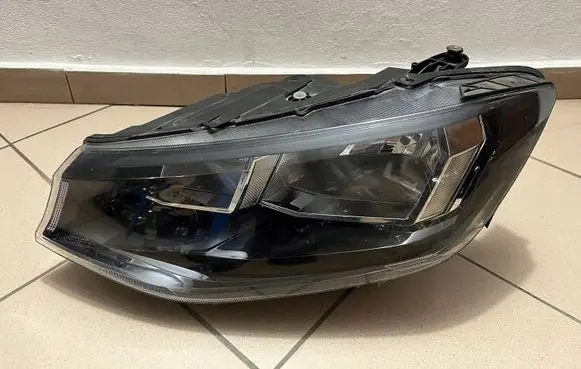Volkswagen Caddy Headlight/headlamp 2K8941005B
