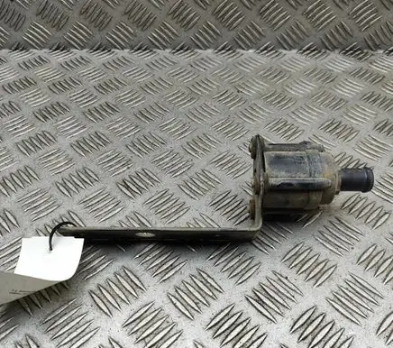 Volkswagen Transporter - Caravelle T6 Electric auxiliary coolant/water pump 5Q0965561B