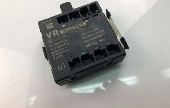 Mercedes-Benz E W212 Door control unit/module A2129004302
