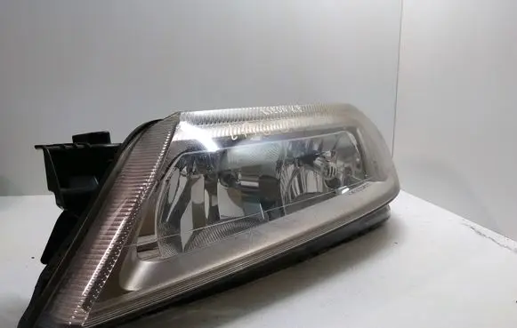 Renault Laguna II Headlight/headlamp 8200163325