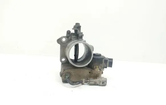 Toyota Corolla E120 E130 Throttle valve 8967221020