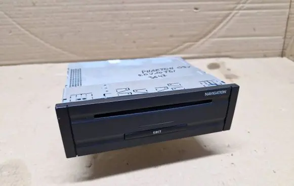 Volkswagen Phaeton Navigation unit CD/DVD player 3D0919887 H14S0089 902201162716