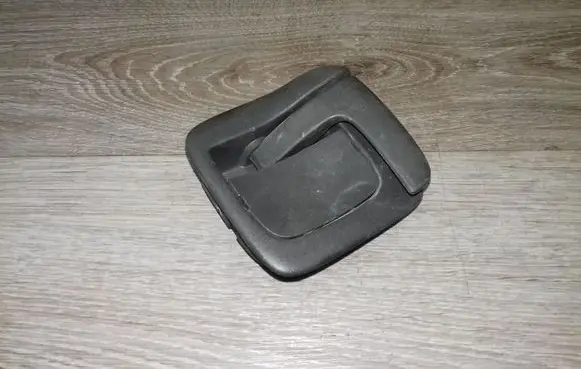 Engine bonnet (hood) release handle