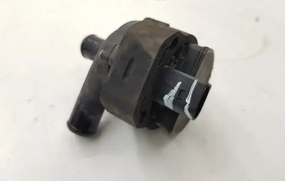 Mercedes-Benz ML W164 Electric auxiliary coolant/water pump A2118350264