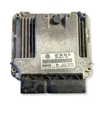 Volkswagen Golf V Engine control unit/module 03C906056BA 1039S04640 0261S02070