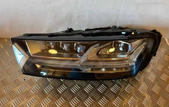 Audi Q7 4M Headlight/headlamp 4M0941035C 7PP941592CB 4M0907397AD