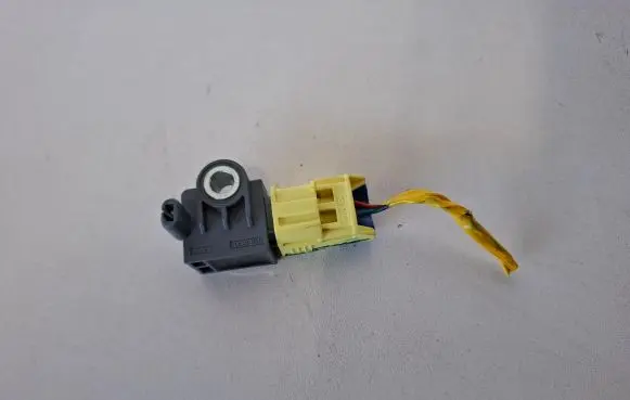 KIA Sportage Airbag deployment crash/impact sensor 95920B4000 A7182710210